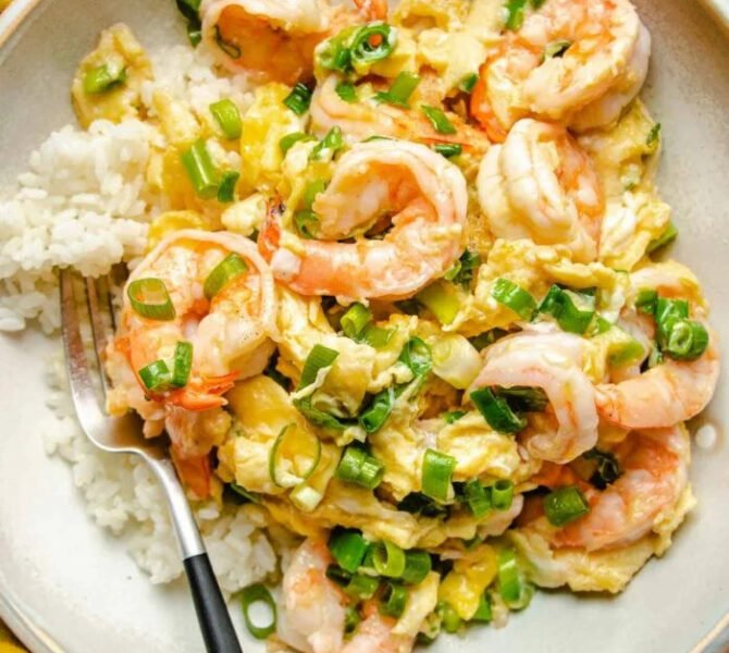 Shrimp-scrambled-eggs-700x1050
